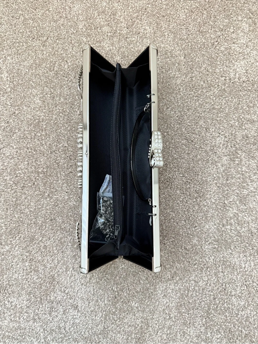 Elegant Silver Evening Clutch with Crystal Accents